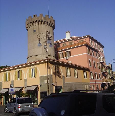 Torre della Rocca Frangipane a Marino